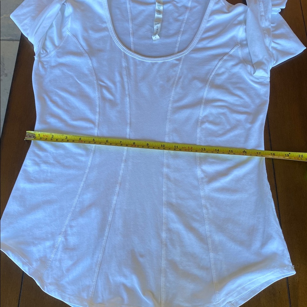LULULEMON BETWEEN THE LINES Fitted Top Bright White Size 12 - Picture 6 of 11